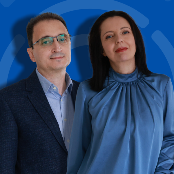 Детелина Стаменова автор и психотерапевт и Явор Янкулов преподавател и експерт в управлението на екипи и организационно развитие гости във видеокаста на Лидл Уменията на двадесет и първи век