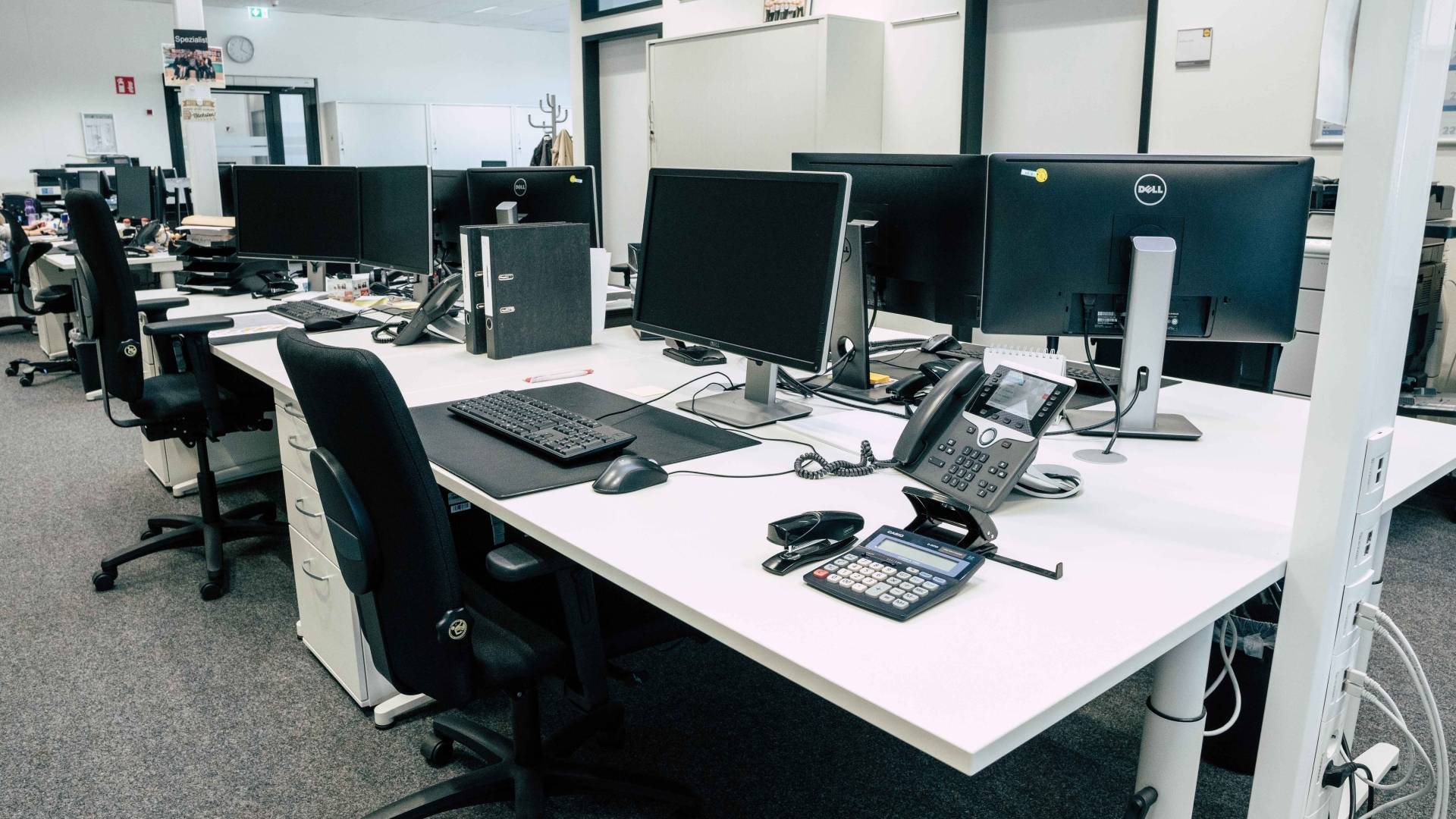 Zentrale-Arbeitsplaetze-1zu1